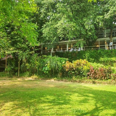 Plantation Hotel Helarambe Екстериор снимка